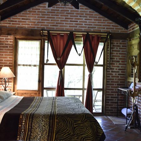 우아스카 데 오캄포 Valle Escondido Cabanas 빌라 외부 사진